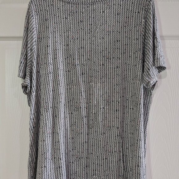 Croft & Barrow Women's Blouse, Plus Size 1X, Gray Black Pink Side Knot Stretchy - Picture 8 of 12